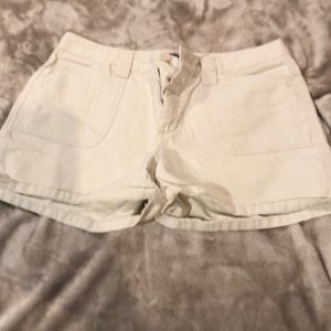 Old Navy khaki Shorts